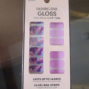 Dashing Diva Stick On Nail Color